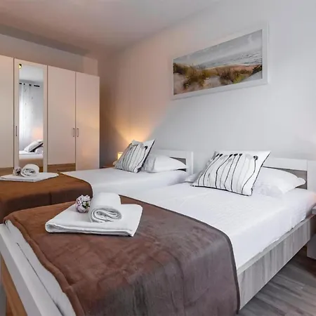 Stunning In With Wifi Tatil Evi Pula