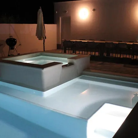 Stunning In With Wifi Pula