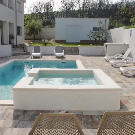 Luxurious Home In Pula Feriehus Pula