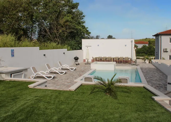 Stunning In With Wifi Pula