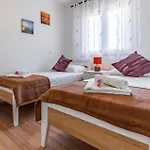 Beautiful Home In Pula *
